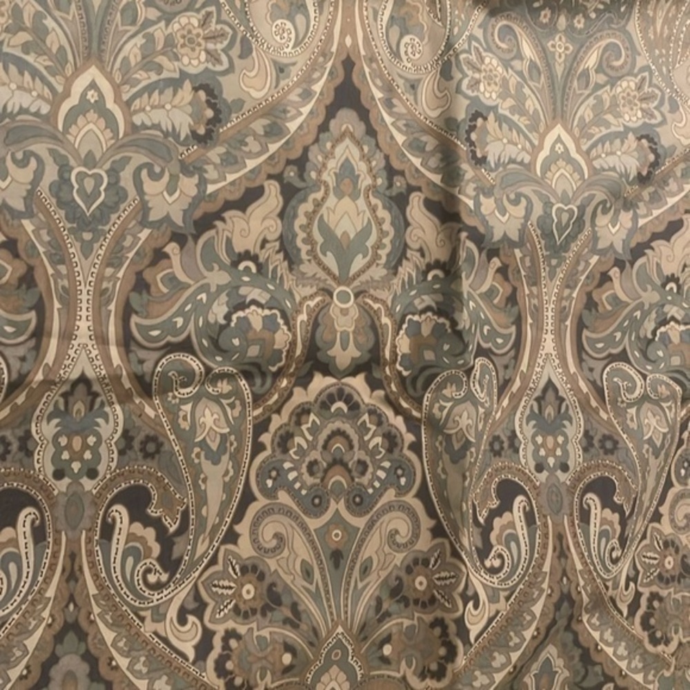 Pottery Barn Mackenna Paisley Percale Sham standard pillow  cover